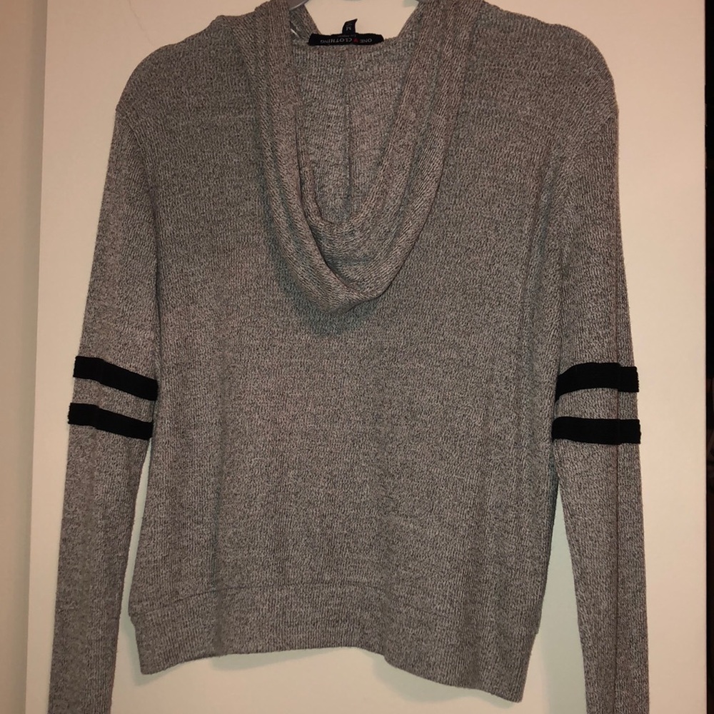 Hooded long sleeve top